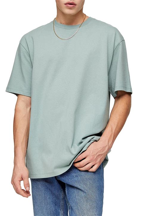 lightweight oversized t shirt.